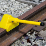 Spark-Proof Urethane Heavy-Duty Single Wheel Chock (Exposed Rail)