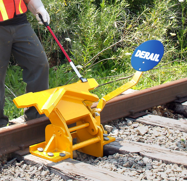 4014-14 Aldon hinged railroad derail