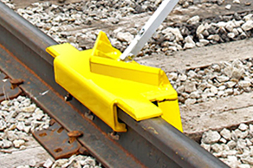 SaberTooth® Portable Two-Way Freight Car Derail