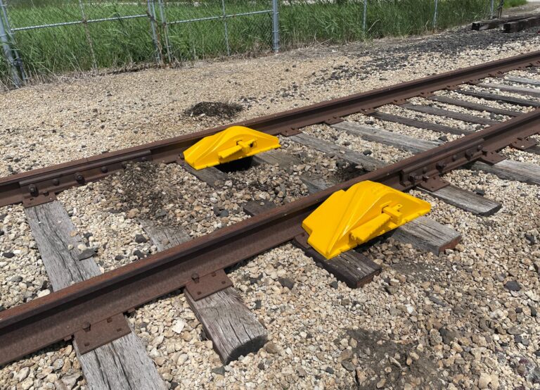 “Burlington” Style Freight Car Rerailer