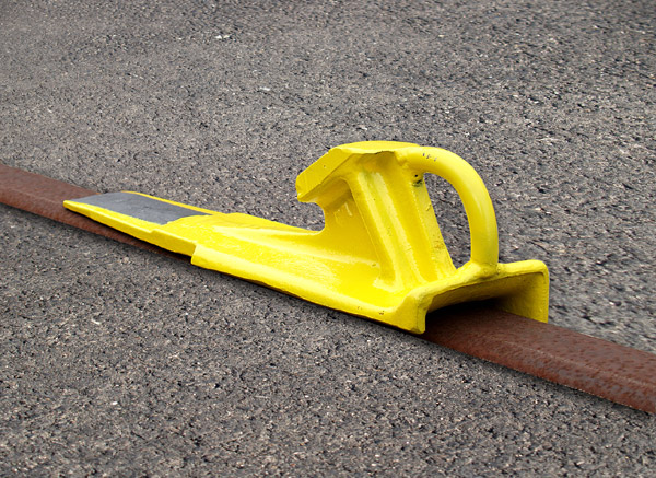 Aldon cast steel railroad skate
