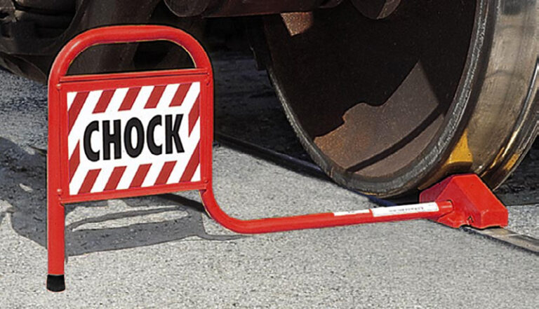 Whack ‘Em Single Railroad Wheel Chock with Flag – Flush Rail