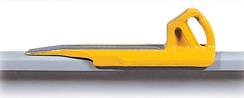4016-10 Aldon cast steel railroad skate